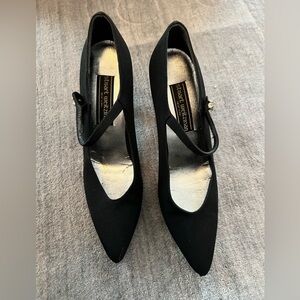 RARE incredible condition vintage Stuart Wetizman Mary Jane heels! 8.5 AA.